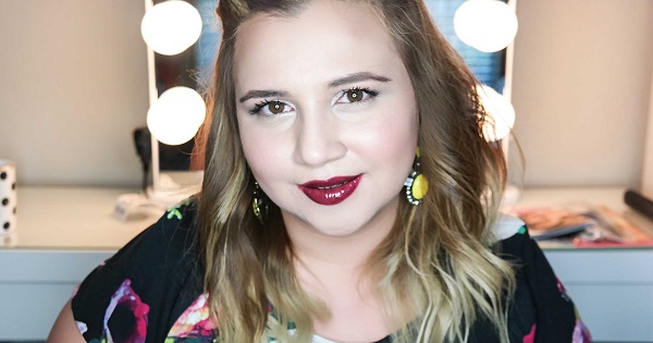 Easy Homecoming Queen Hair and Makeup Tutorial