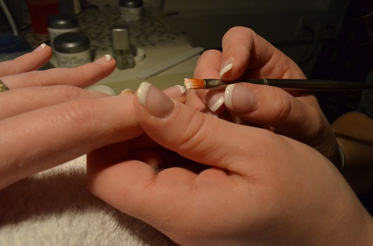 Nail Tech 04