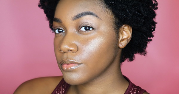 8 Steps to Achieve a “No-Makeup” Makeup Look