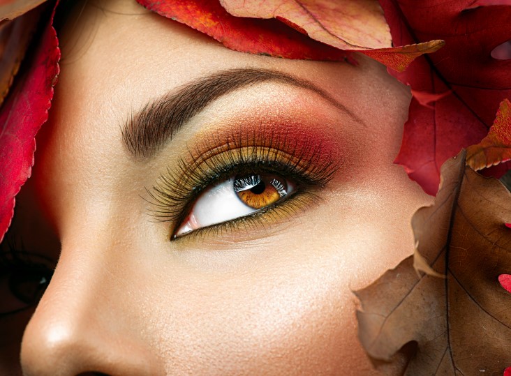 creating an autumn makeup palette
