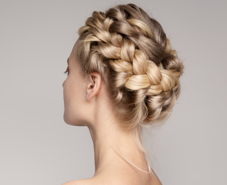 Prom hairstyles for unique hair