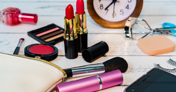 The Best Way to Build Your Five-Minute Makeup Routine