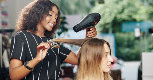 6 Signs You Might Want to Consider a Cosmetology Career