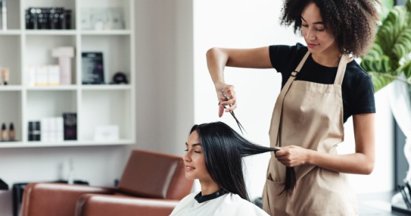 advantages to professional hair cutting