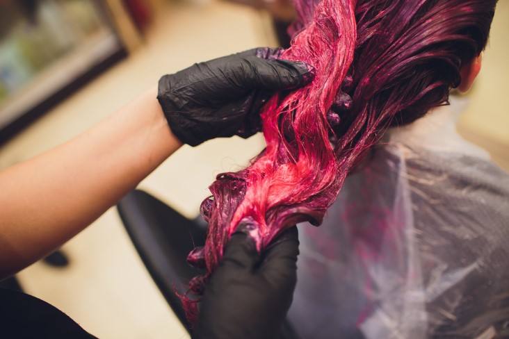 advantages to professional hair dying