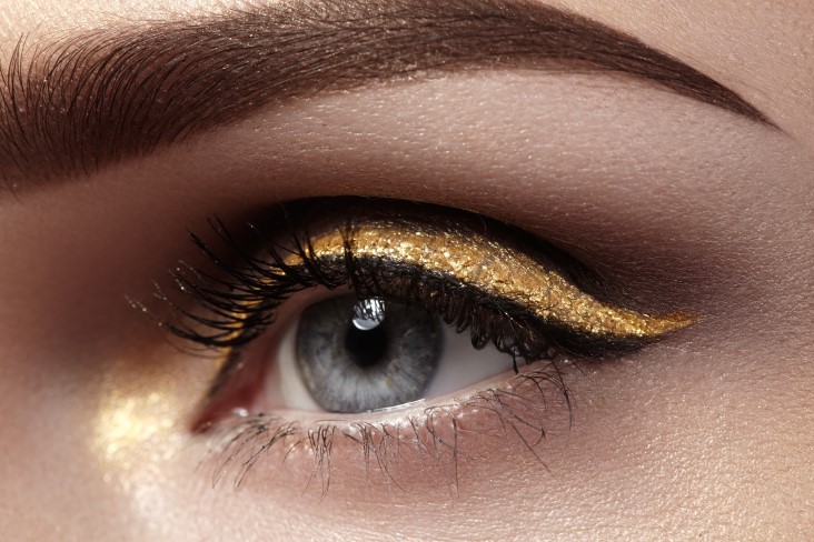 gold eye shadow styles   